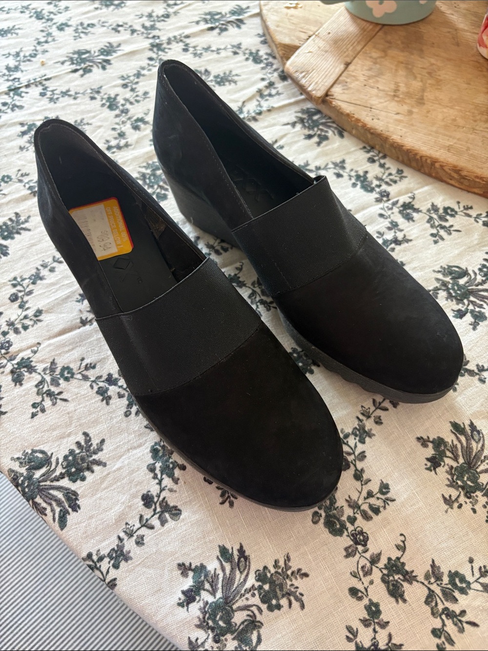 THE FLEXX Black Slip-On Wedge Loafers